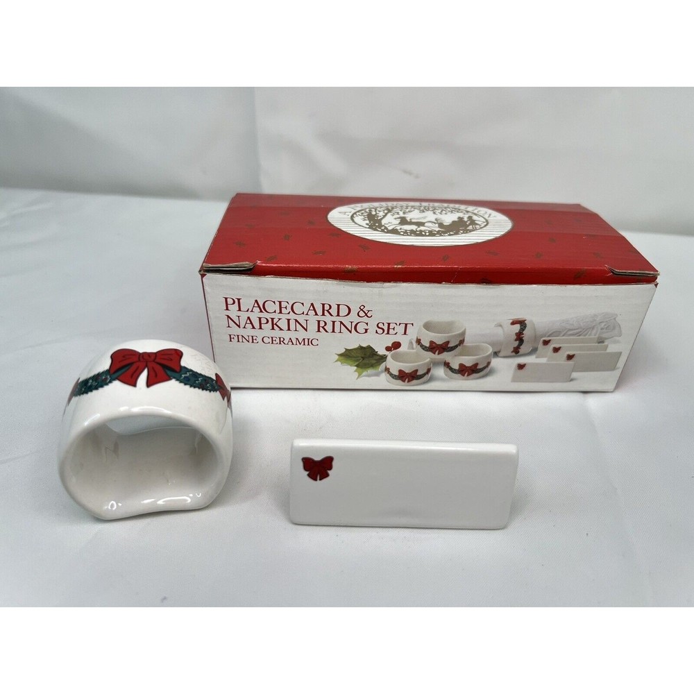 Ceramic NAPKIN RINGS &  PLACE CARDS •4• RED BOWS ON WHITE NIB CHRISTMAS‎  JAPAN